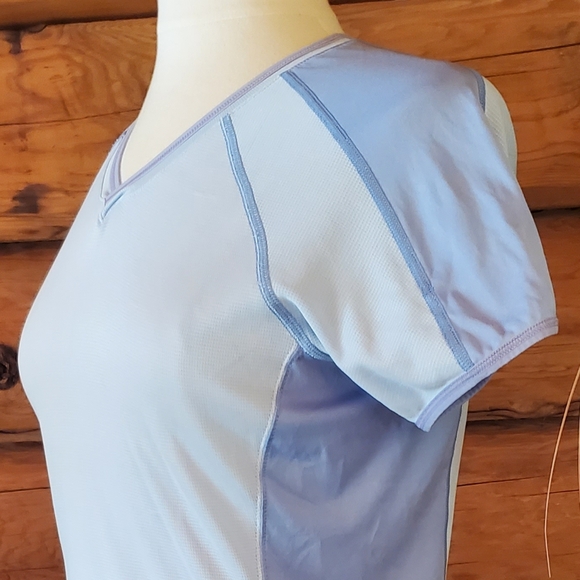 2 Set of Patagonia Base Layer Hiking Womens Tee Shirts - Picture 9 of 13